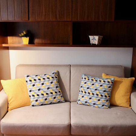 Carina Apartment เบลลาโจ ภายนอก รูปภาพ